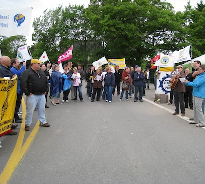 airportstrikerally-june2012-sq