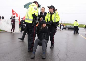 Hundreds protest, block entrances to North America’s largest weapons fair in Ottawa