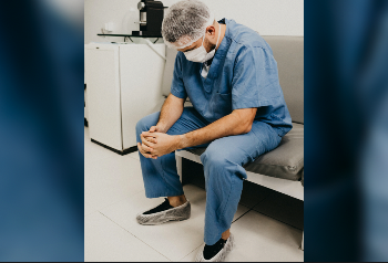 Nurses are exhausted and struggling with moral injury, says RN who left bedside nursing