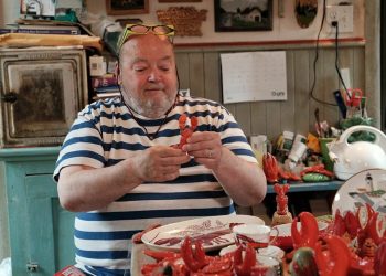 Intimate film made about ceramic artist Léopold Foulem