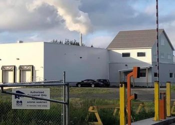 Les émissions nauséabondes d’une usine de Richibucto rendent certaines personnes malades — mobilisation des résidant·e·s