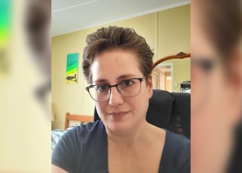 A photo of the author, Shelley Petit.