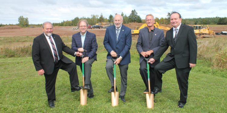 Enfin, deux contrats de maisons de repos non-Shannex : Qu’est-ce-que ça cache?