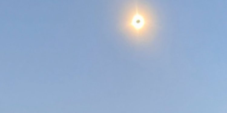 Partial descriptions of a total eclipse: the view from Elsipogtog