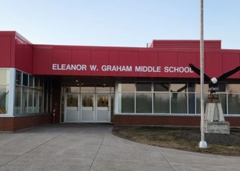 Guidelines reviewed after driver keeps Elsipogtog girl on bus to ‘clean up mess’